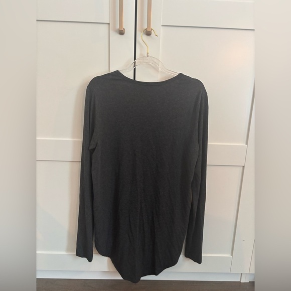 Fifteen Twenty Gray Long Sleeve Top Classic Casual Small - Picture 2 of 4
